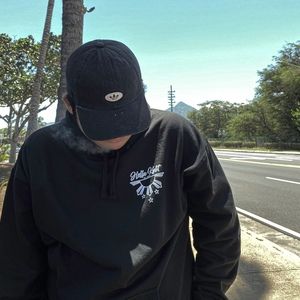 Meet your Posher, Charles